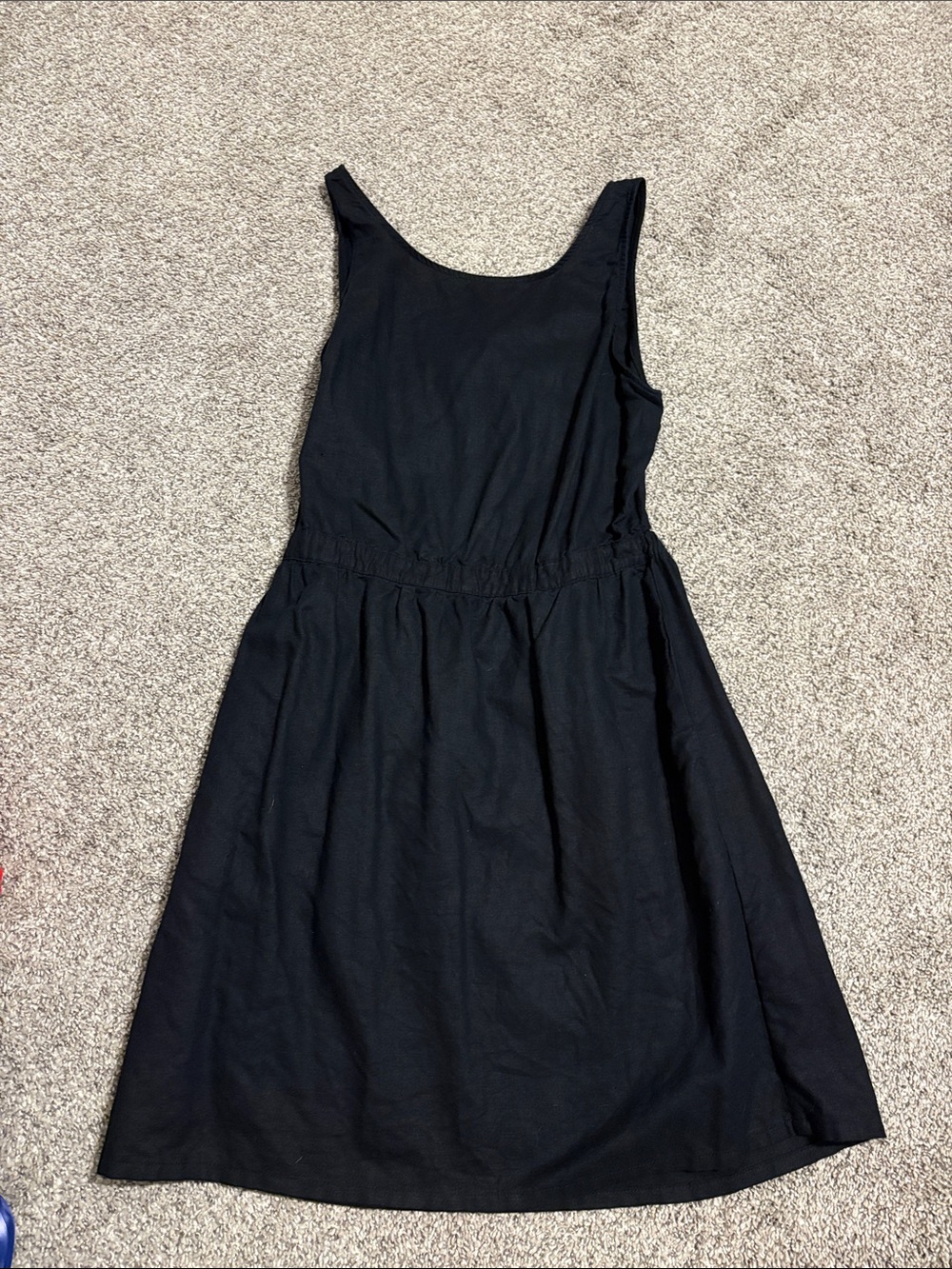 GAP Black Sleeveless Midi Dress